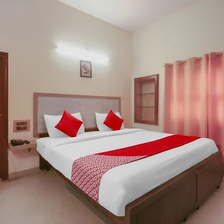 Kaveri Hotel Bed & Breakfast 마이소르 외부 사진