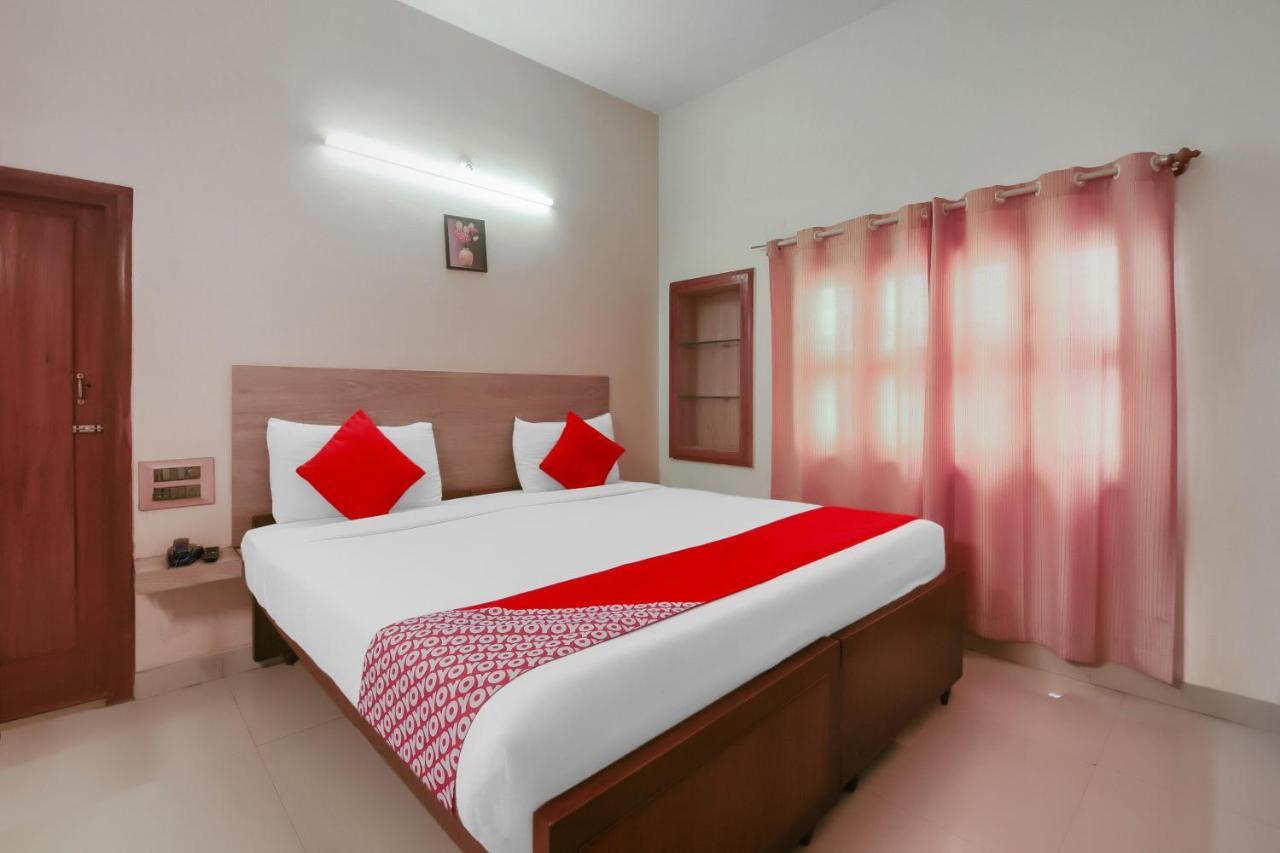 Kaveri Hotel Bed & Breakfast 마이소르 외부 사진